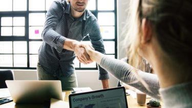 【在宅】ブロガーは副業として派遣社員になっちゃうのがオススメ！【フリーライター】